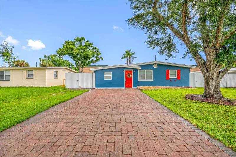 6563 65th Ave N, FL