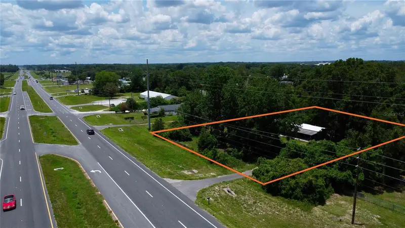 7641 W Highway 40, FL