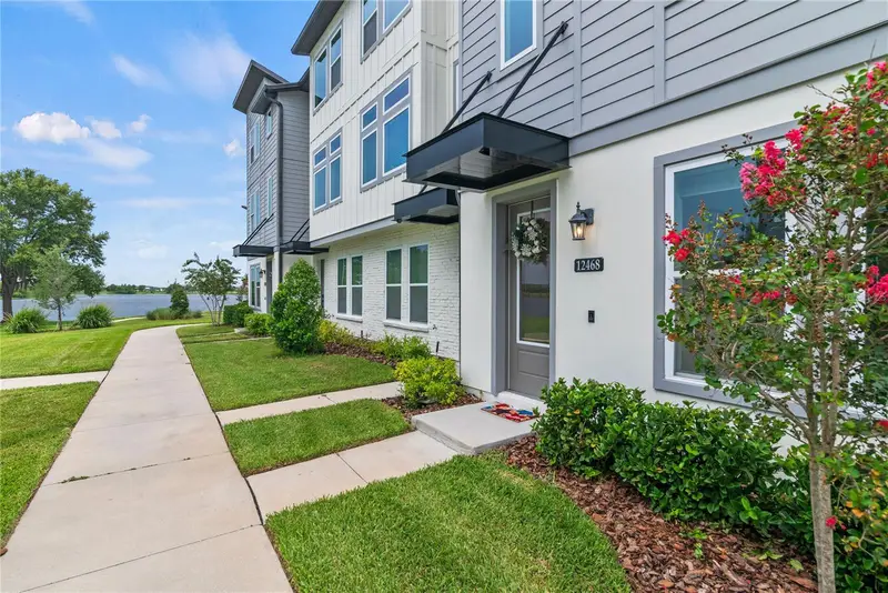12468 Koshiba Aly, FL
