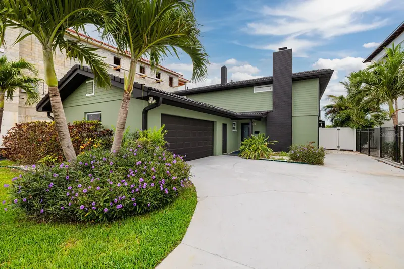 3319 Bayshore Blvd Ne, FL