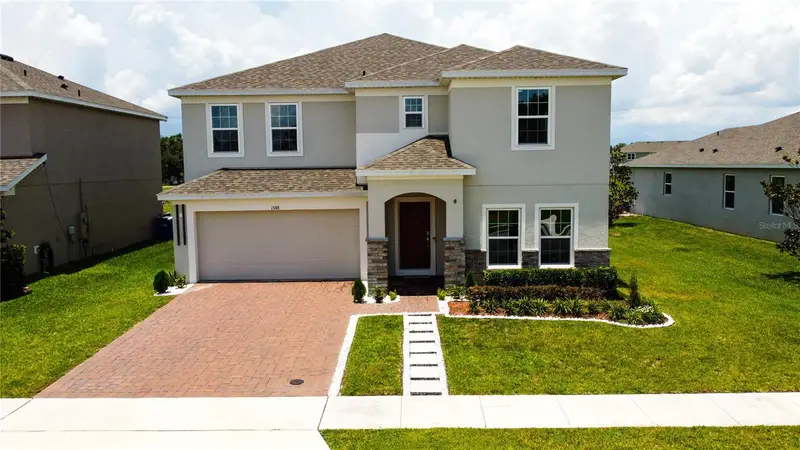 1588 Sky Lakes Dr, FL