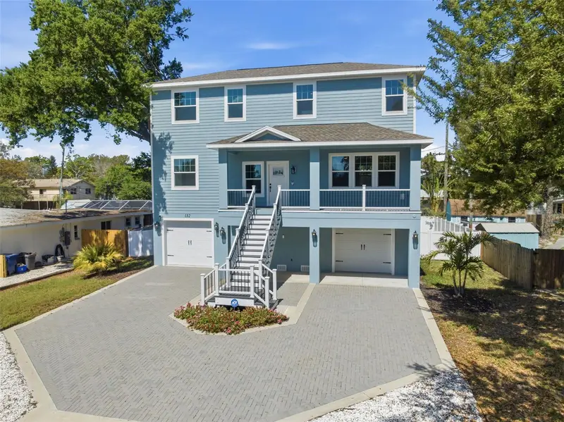 132 Pennsylvania Ave, FL