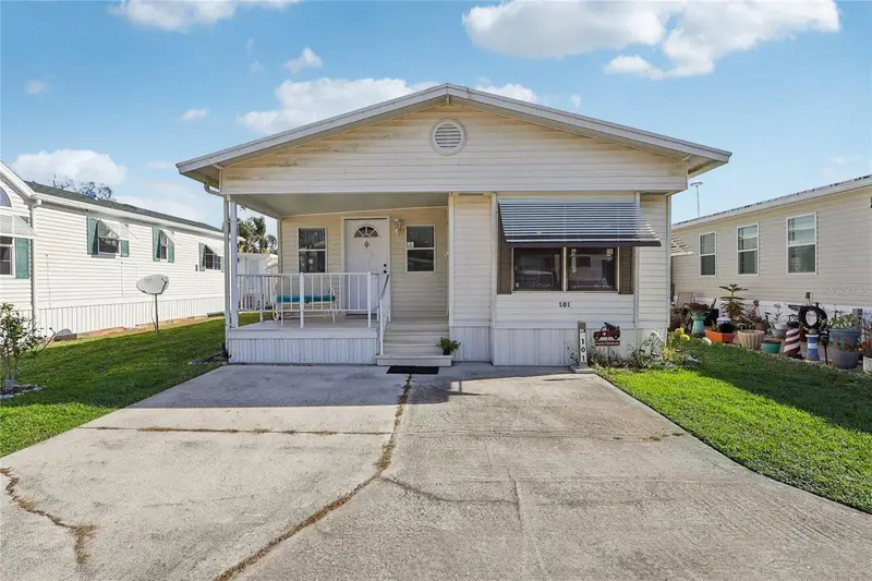 101 Citrus Ridge Dr, FL
