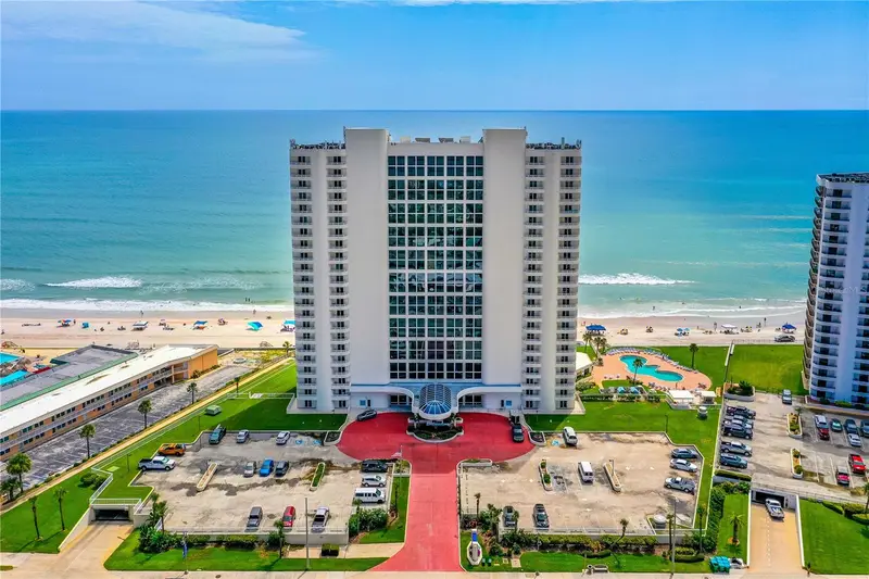 2545 S Atlantic Ave #102, FL