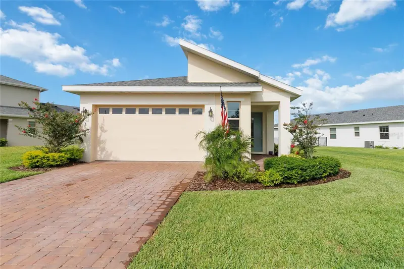 3184 Songbird Cir, FL