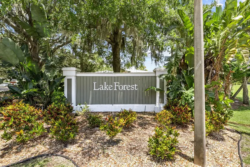 39 Lake Forest Pl, FL