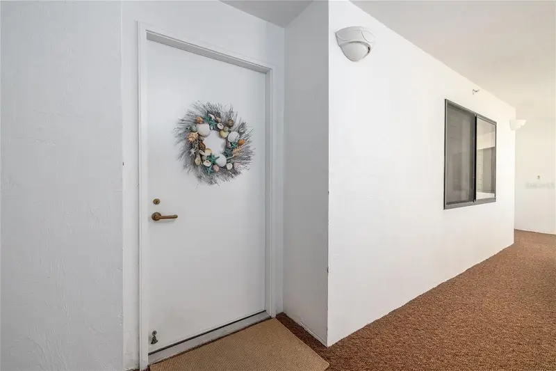 2555 S Atlantic Ave #302, FL