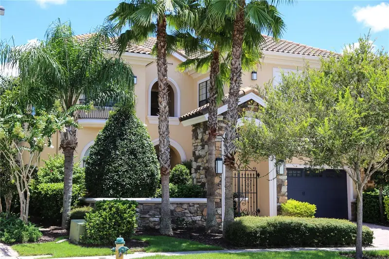 490 Muirfield Loop, FL