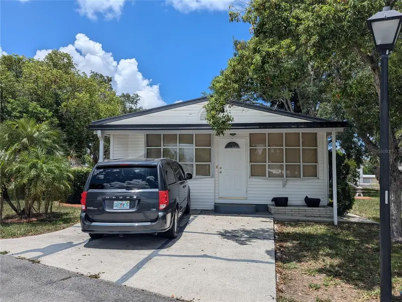 2 Woodruff Way, FL
