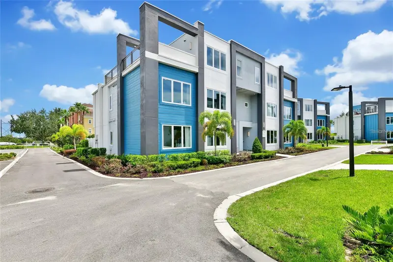 7740 Sandy Ridge Dr #203, FL