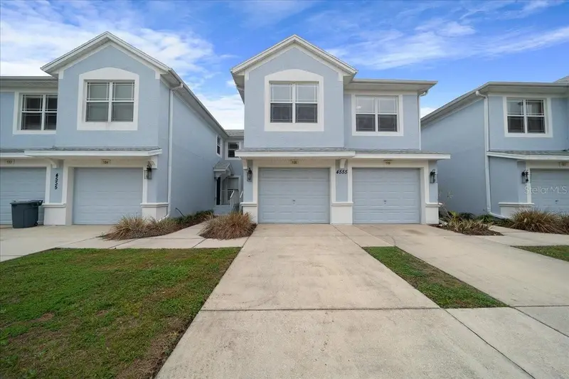 4555 Sw 52nd Cir #106, FL