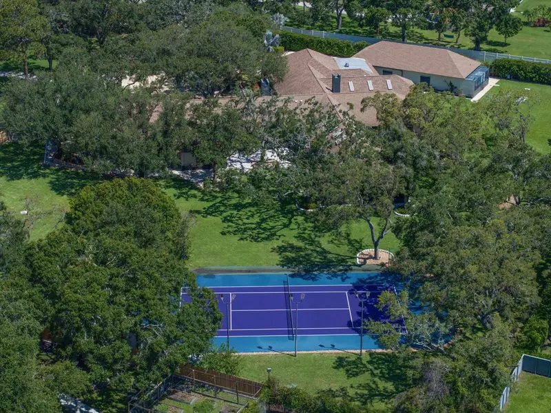 1835 Alicia Way, FL