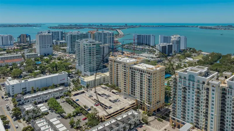 750 N Tamiami Trl #304, FL