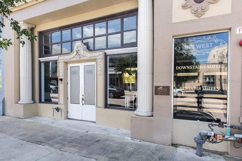112 W Indiana Ave #206, FL