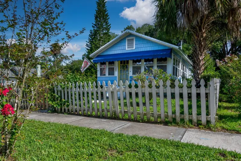 401 E 9th Ave, FL