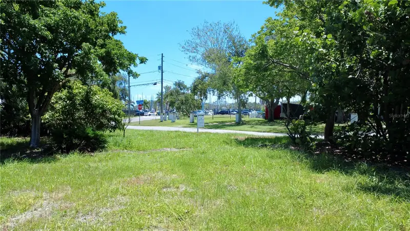 4725 Trade Winds Dr S, FL