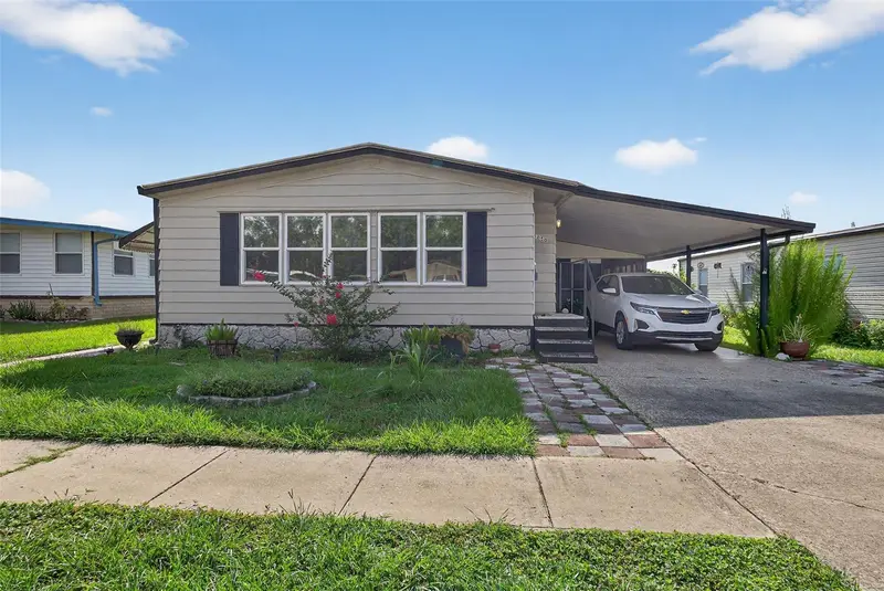 3850 Sarah Dr, FL