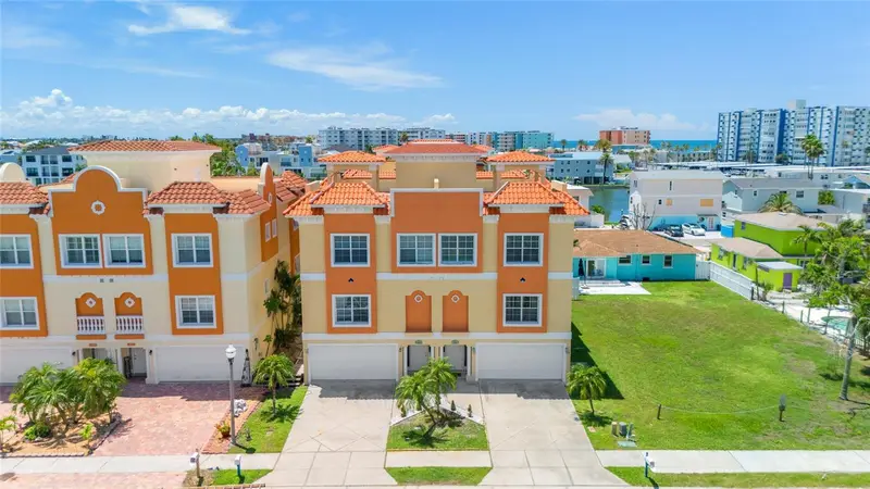 141 175th Ave E, FL