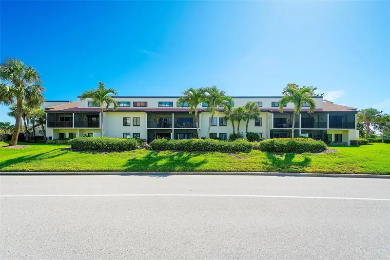 2039 Gulf Of Mexico Dr #G3-207, FL