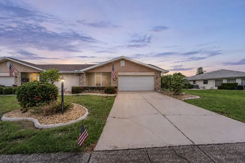 1209 Wild Feather Ln, FL