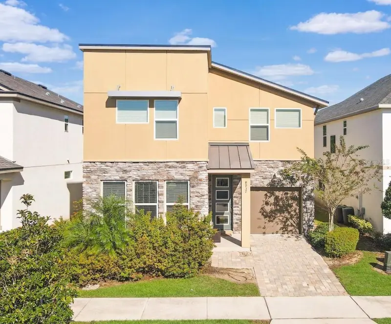 8937 Amelia Downs Trl, FL