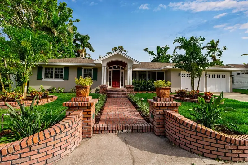 1838 Alta Vista St, FL