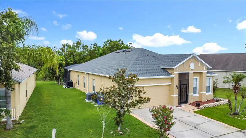 799 Hacienda Cir, FL