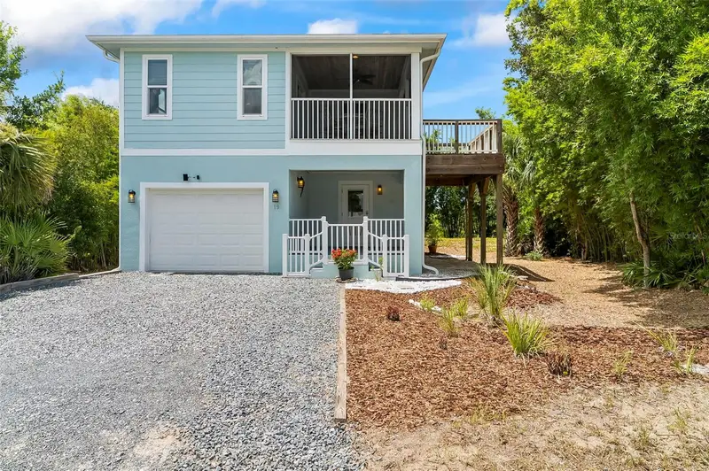 19 Bay Dr, FL