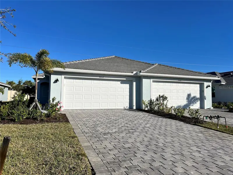 8057 Shore Lake Dr, FL