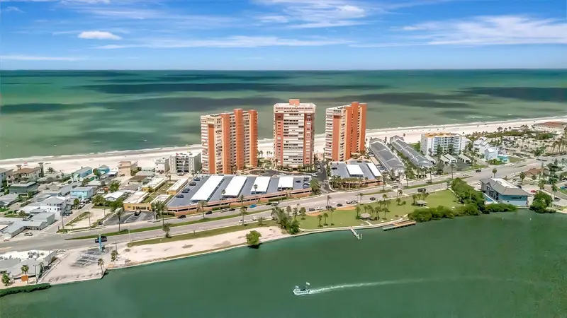 17900 Gulf Blvd #7a, FL
