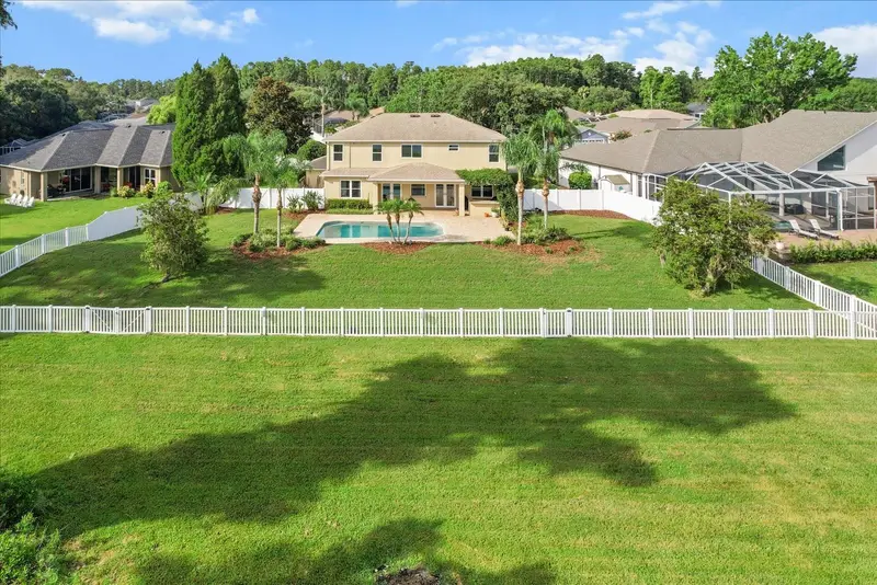 1300 Wyndham Lakes Dr, FL