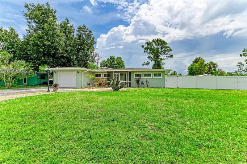 557 Reading St Nw, FL
