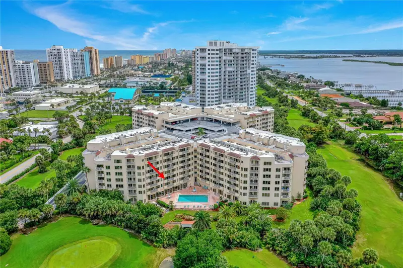 3 Oceans West Blvd #3a7, FL