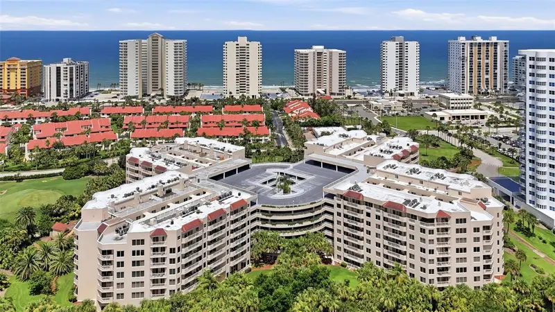 3 Oceans West Blvd #3a7, FL