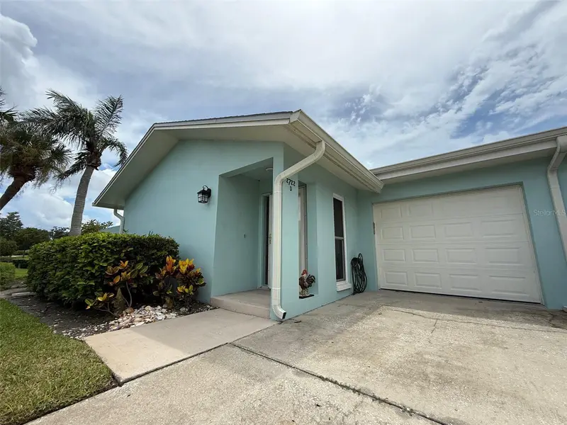 2722 Sherbrooke Ln #D, FL