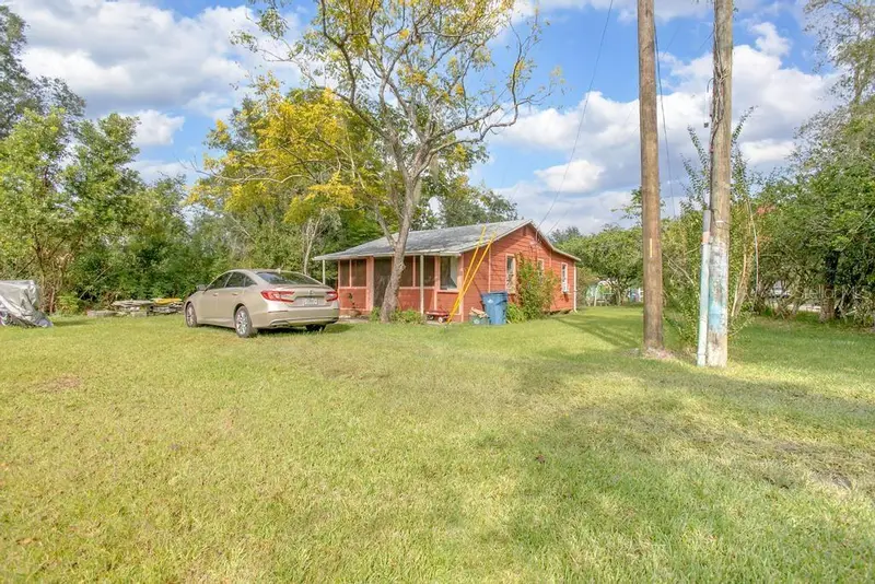 1 Smith Ct, FL
