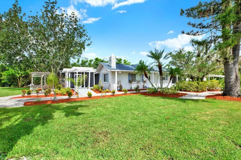 102 W North Branch Rd, FL
