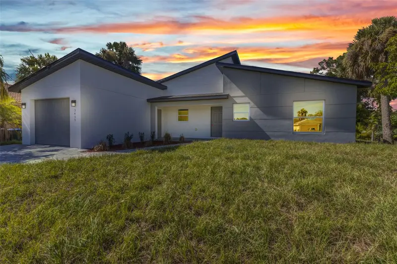 3435 W Price Blvd, FL