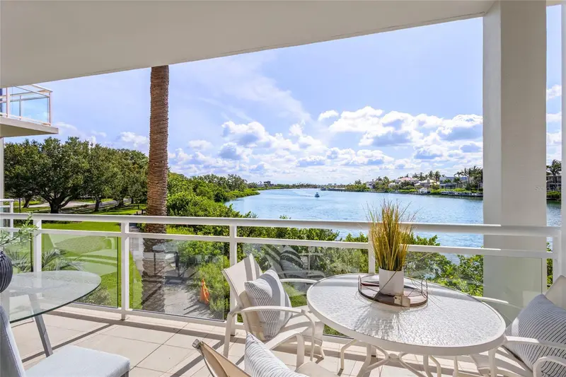 225 Sands Point Rd #6103, FL