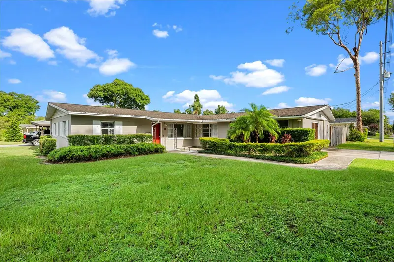 601 Oranole Rd, FL