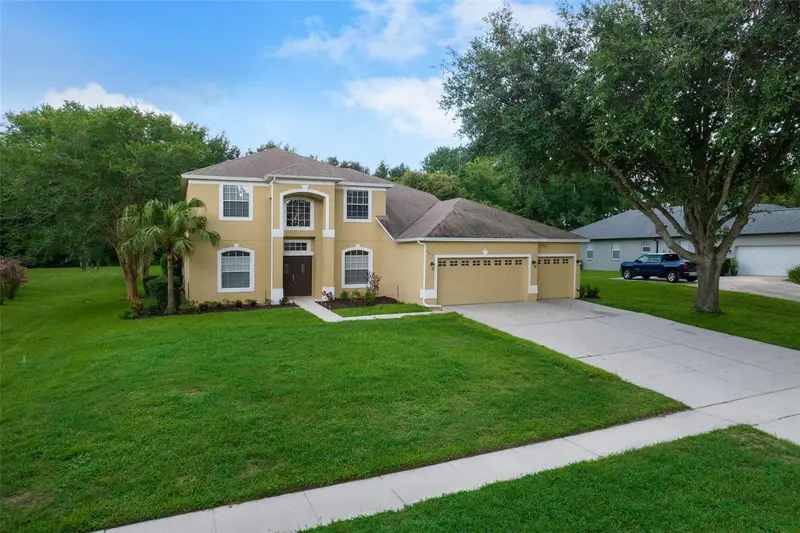 3617 Haddington Ct, FL