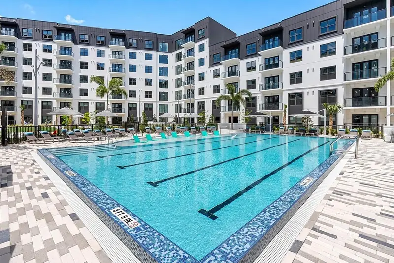 425 Centerpointe Cir #A1, FL