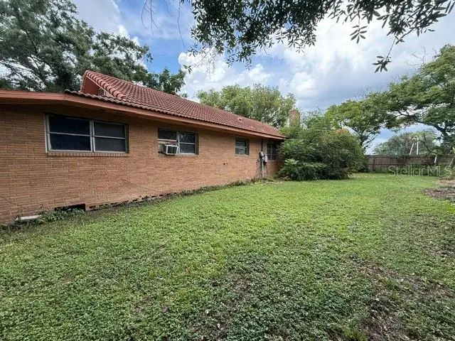 3011 S Wiggins Rd, FL