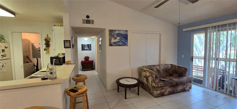 5291 Images Cir #302, FL