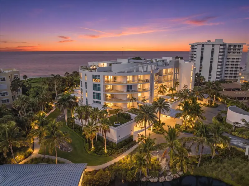 2251 Gulf Of Mexico Dr #301, FL