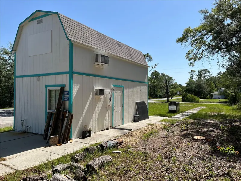 18132 Commercial Way, FL