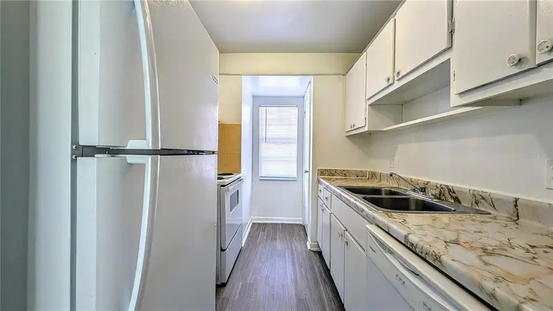 5957 Casa Del Rey Cir #A, FL