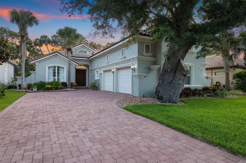 34 S Riverwalk Dr, FL