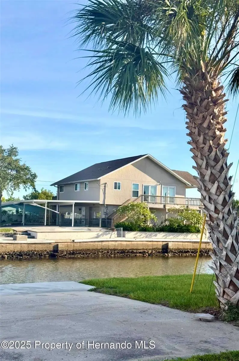 13825 San Juan Ave, FL