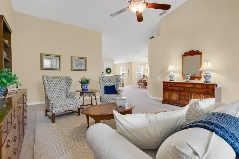 5053 Maxon Ter, FL